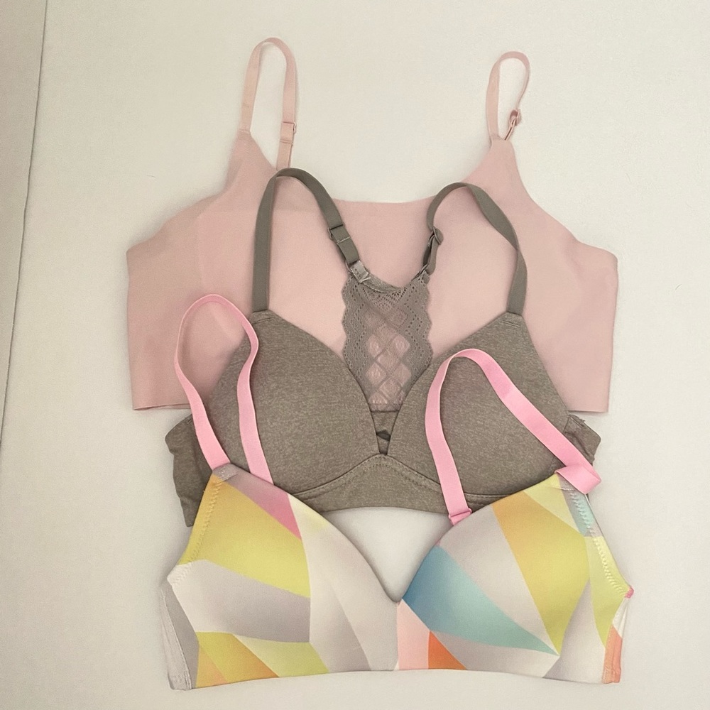 Bundle of 3 Girls Bras Size 32A/XL heather grey, multicolored, and pink
